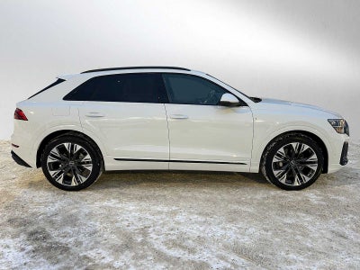 2026 Audi Q8 Base