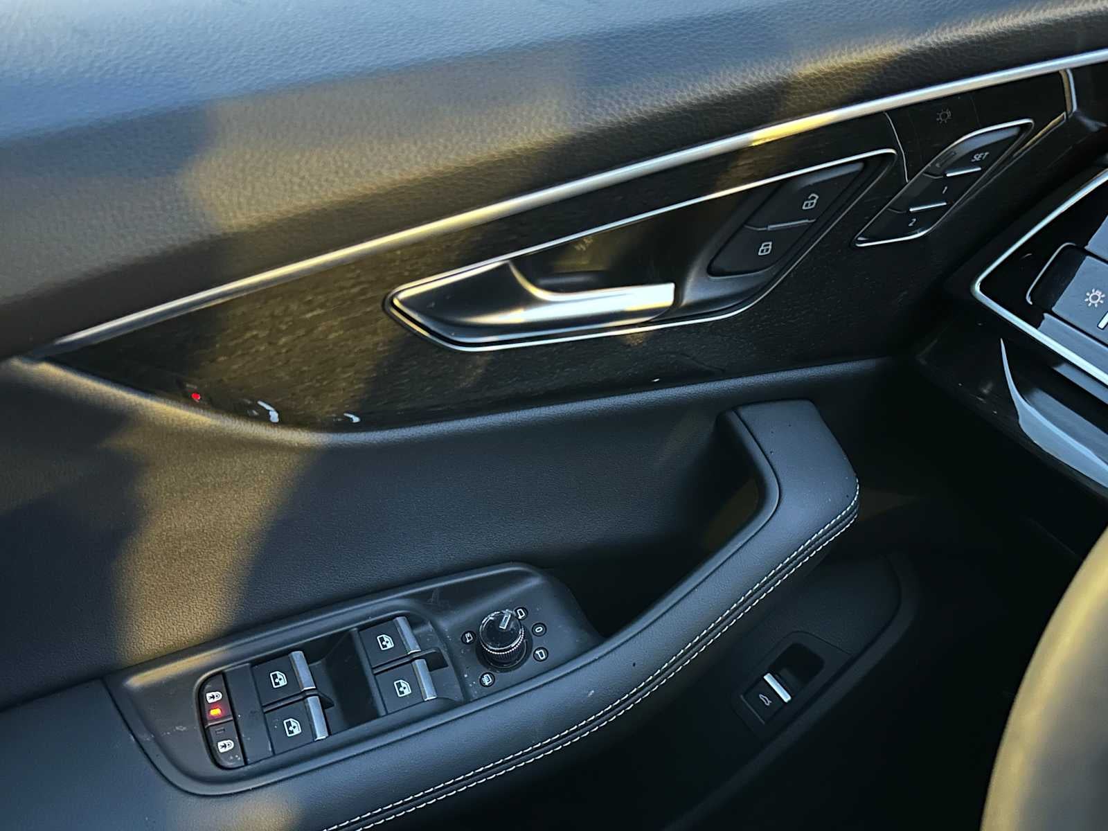 2026 Audi Q8 Base