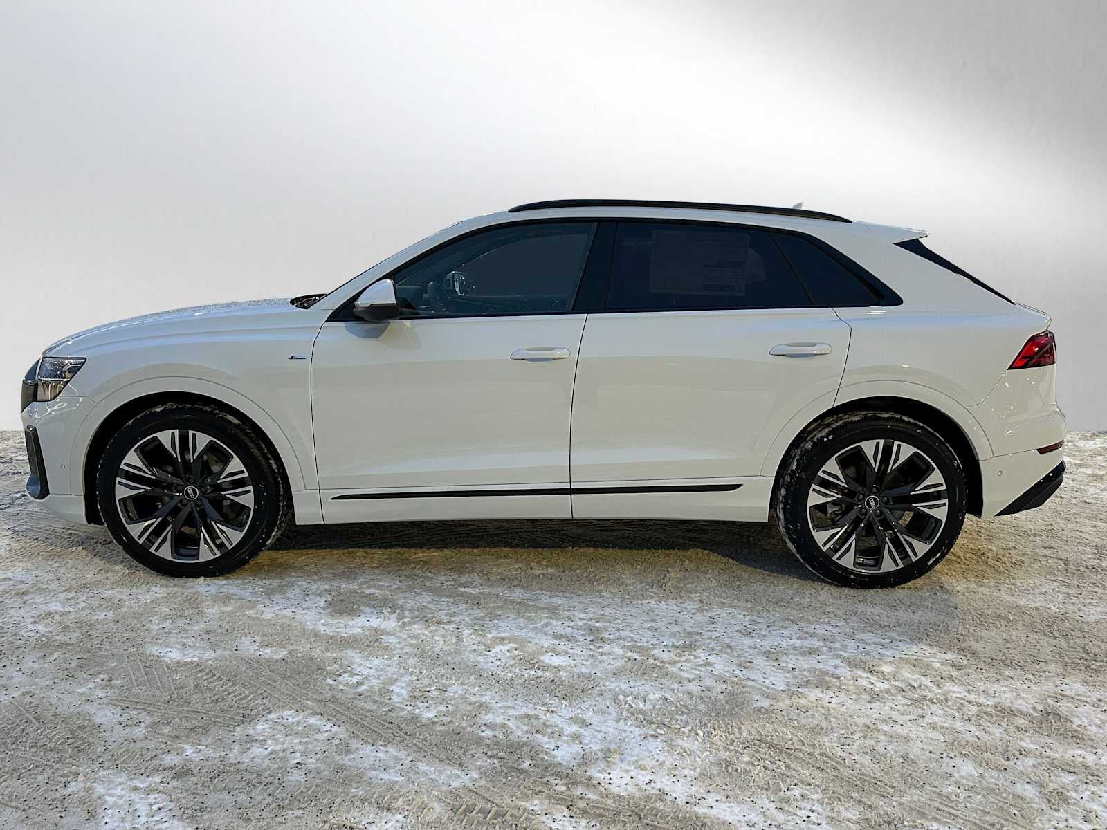 2026 Audi Q8 Base