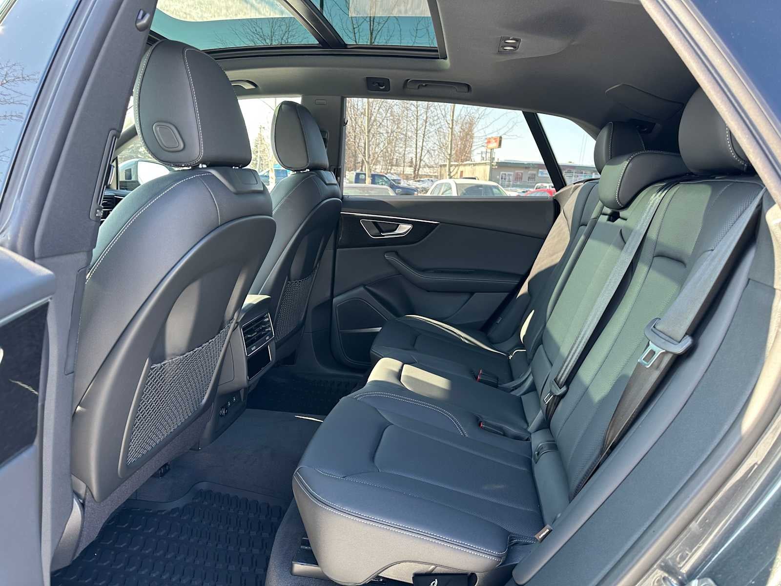 2026 Audi Q8 Base