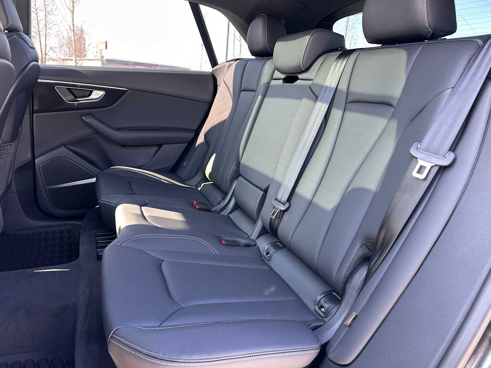 2026 Audi Q8 Base