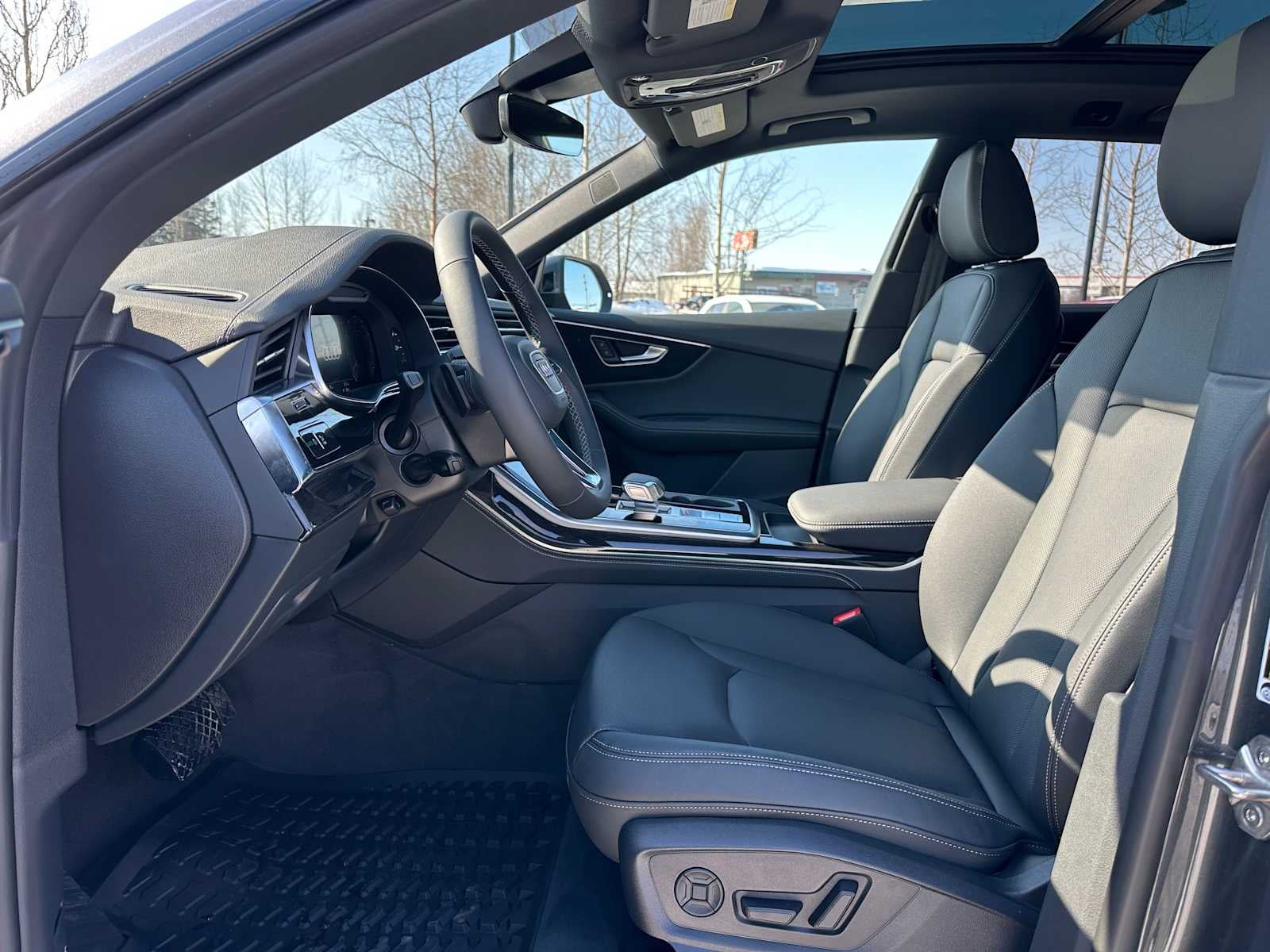 2026 Audi Q8 Base