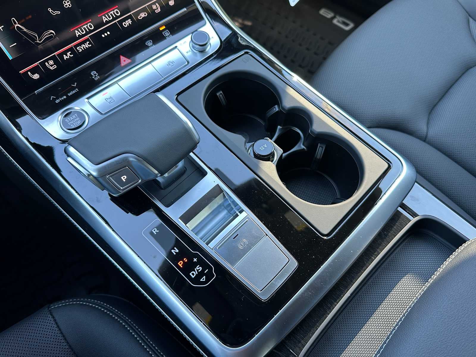 2026 Audi Q8 Base