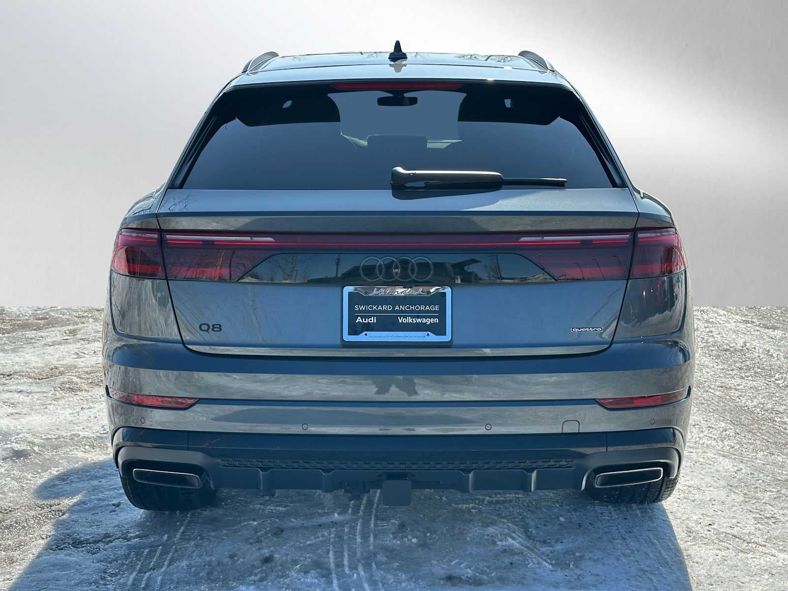 2026 Audi Q8 Base