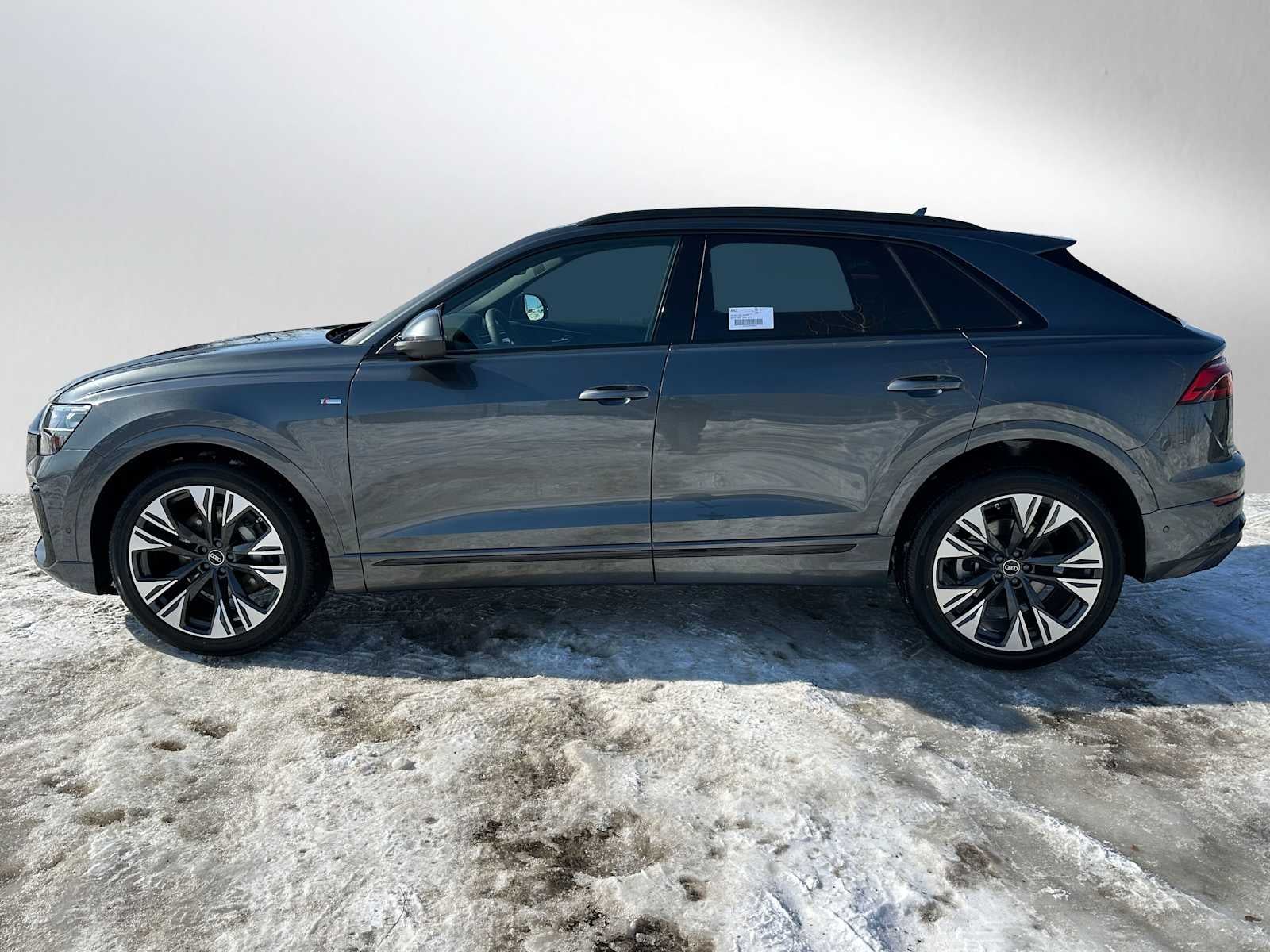 2026 Audi Q8 Base