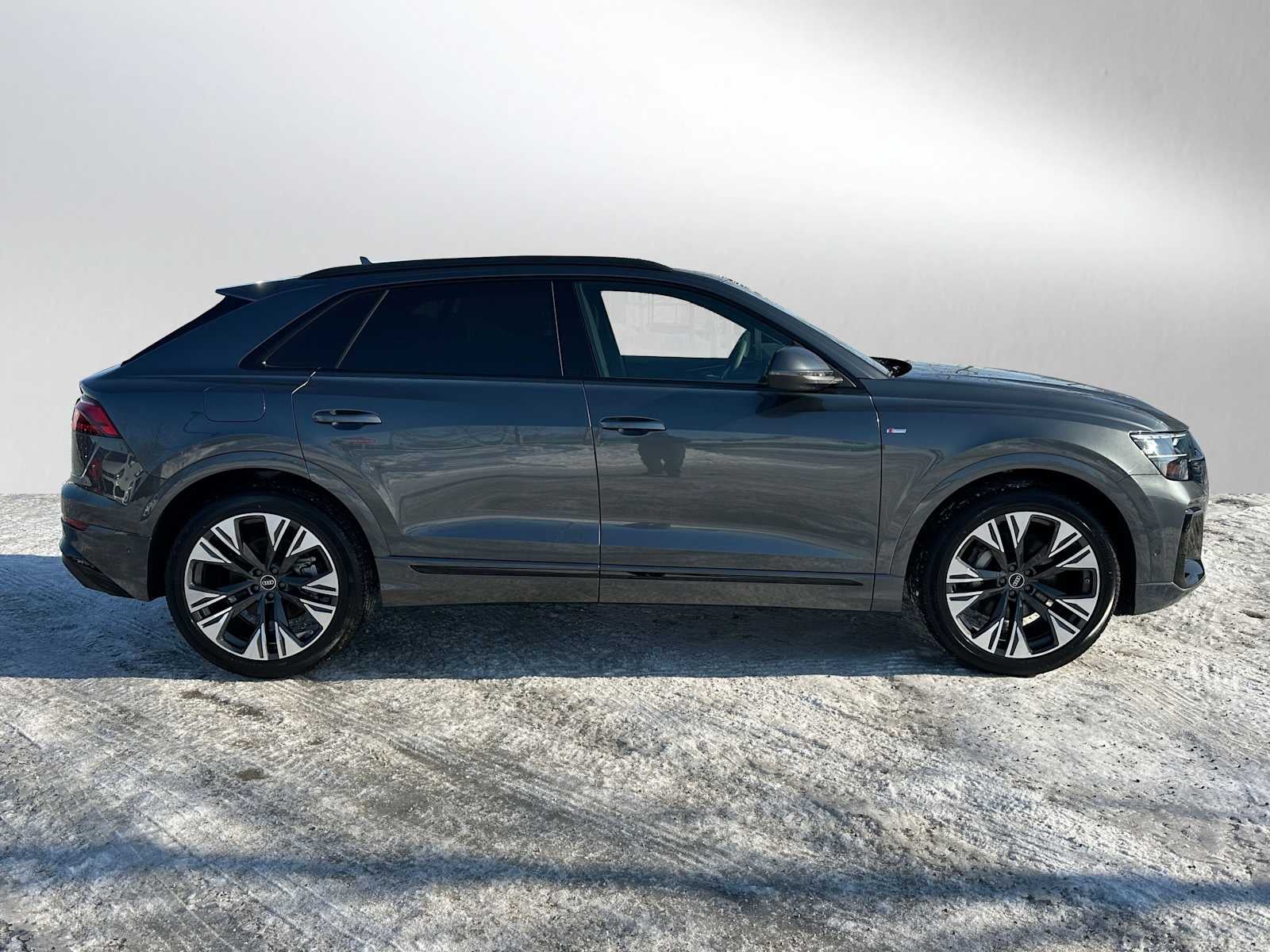 2026 Audi Q8 Base
