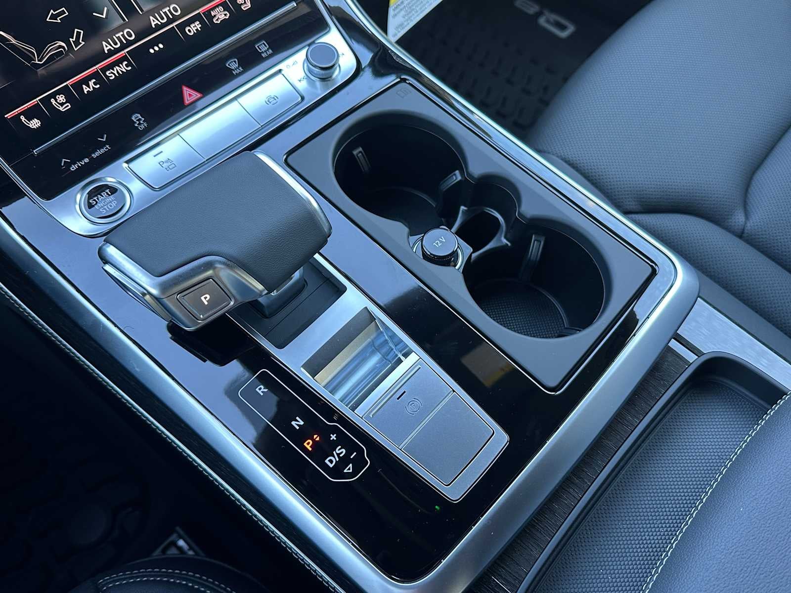 2026 Audi Q8 Base