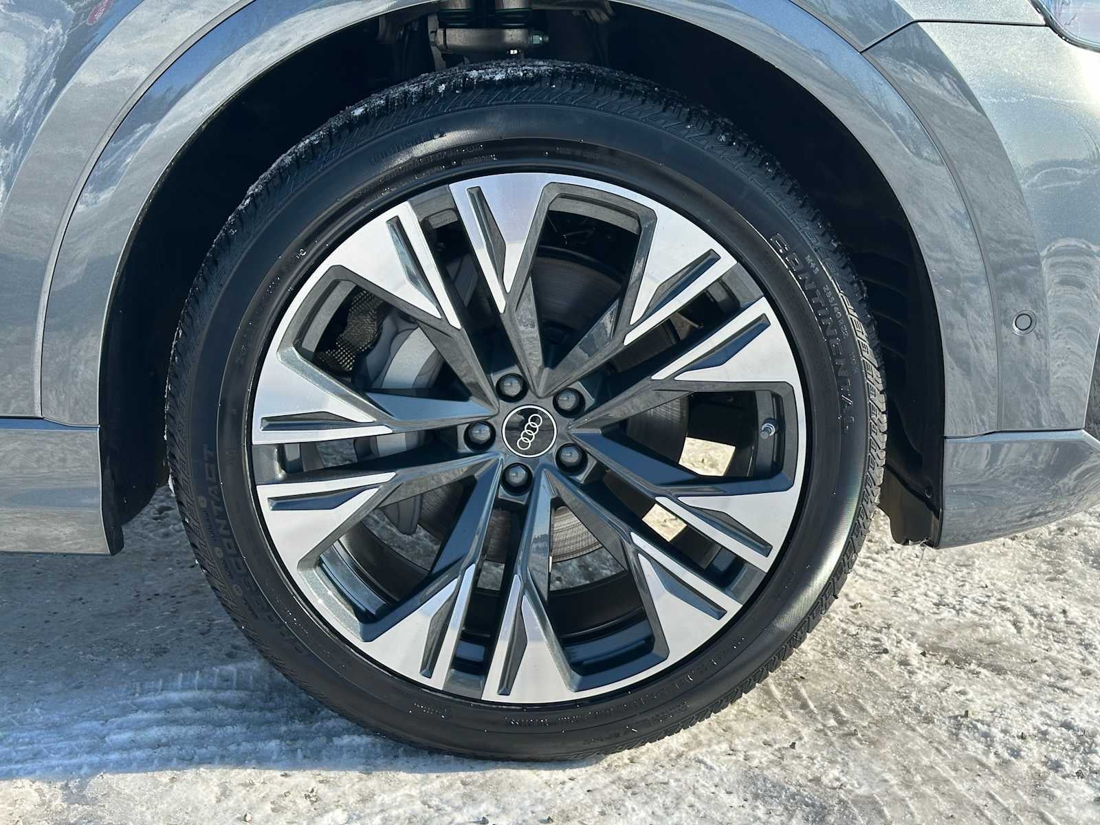 2026 Audi Q8 Base