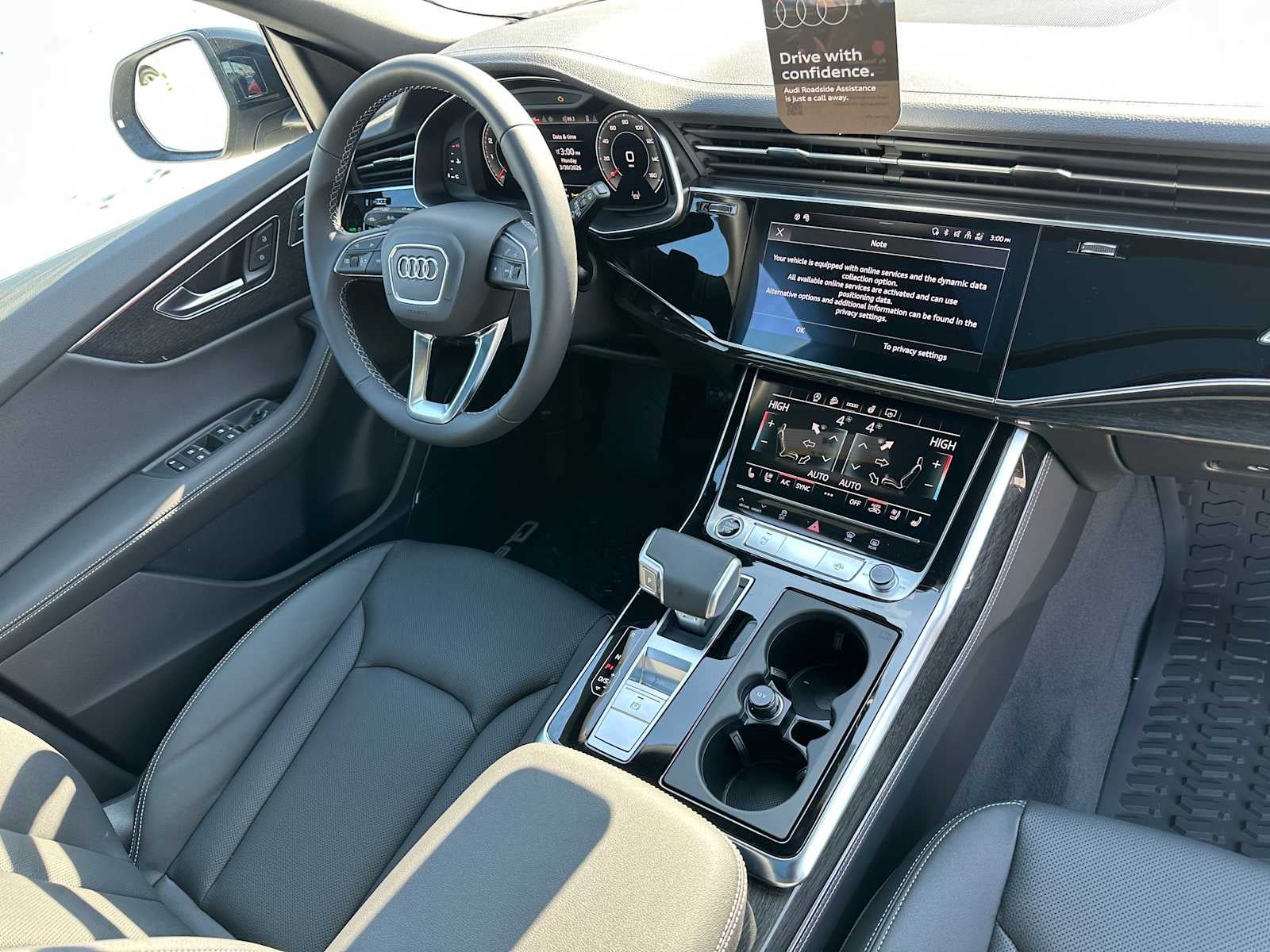 2026 Audi Q8 Base