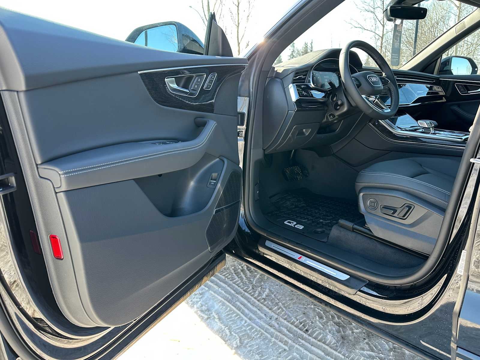 2026 Audi Q8 Base