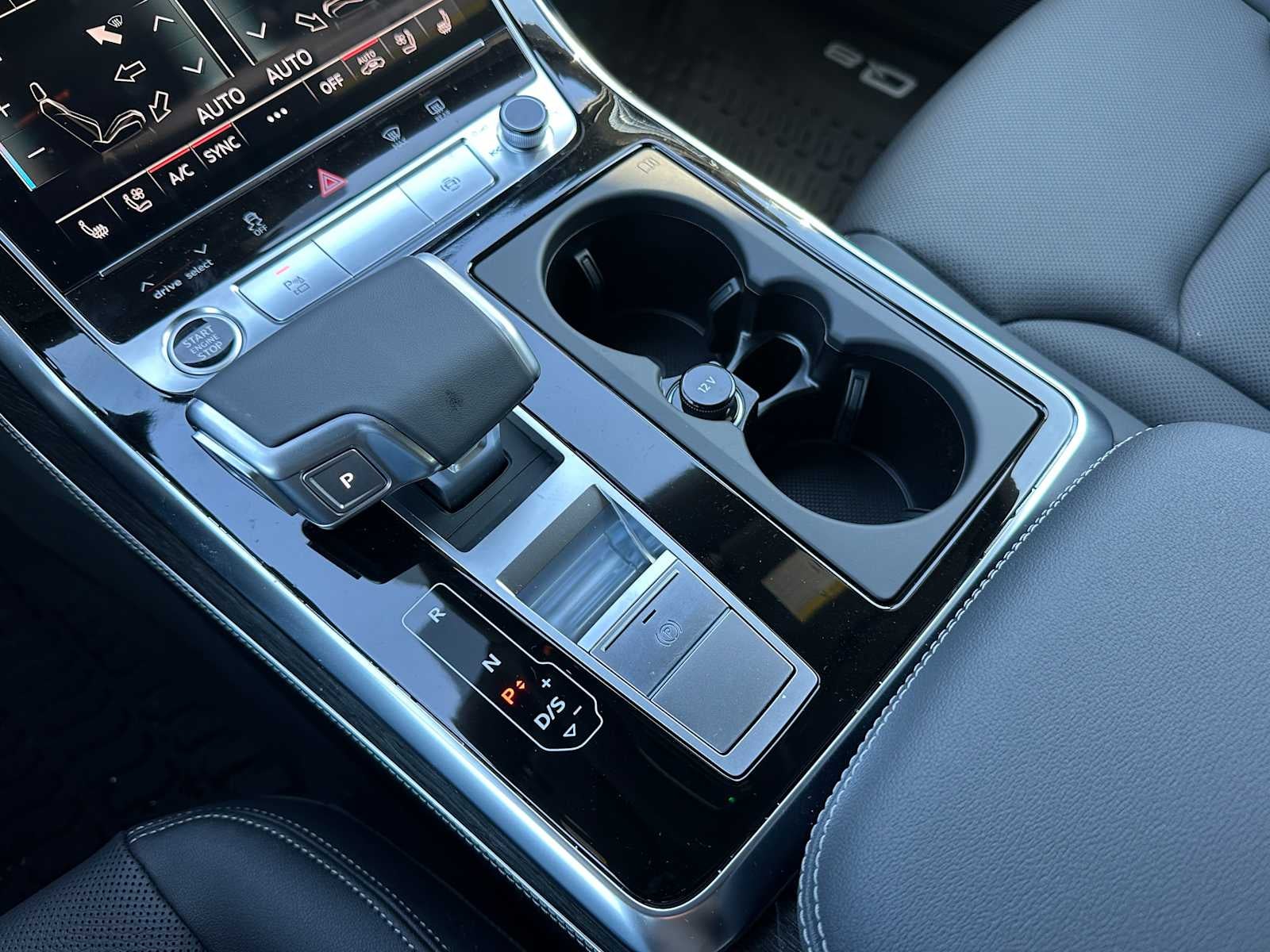 2026 Audi Q8 Base