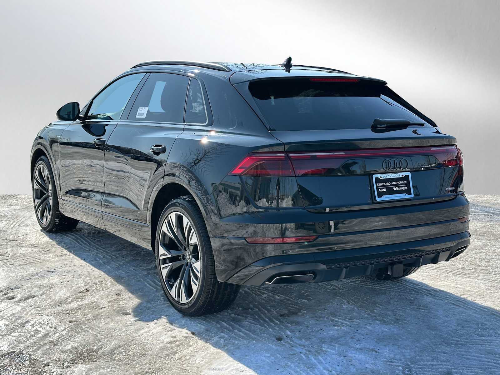 2026 Audi Q8 Base