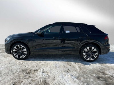 2026 Audi Q8 Base