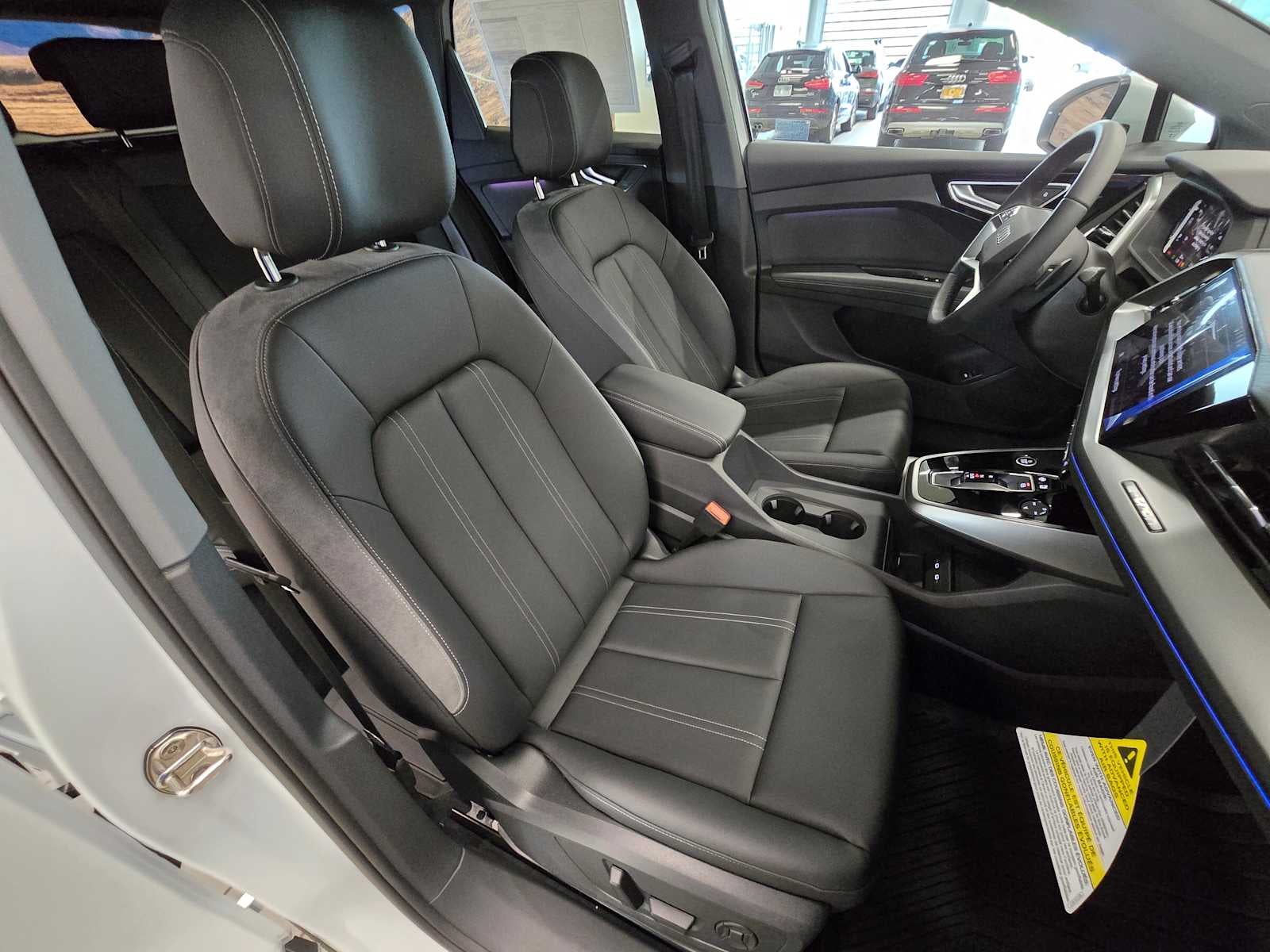 2024 Audi Q4 e-tron Base