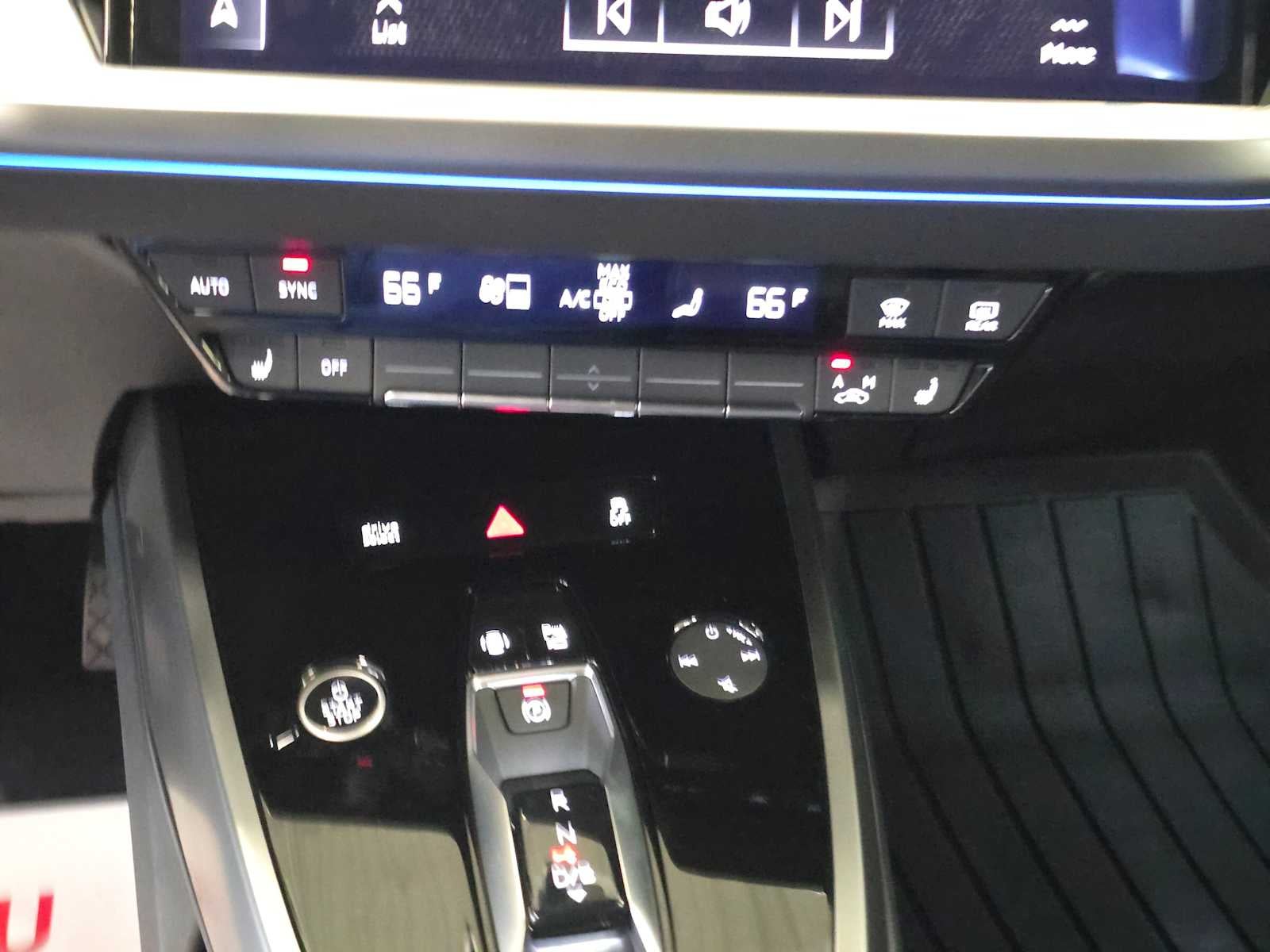 2024 Audi Q4 e-tron Base