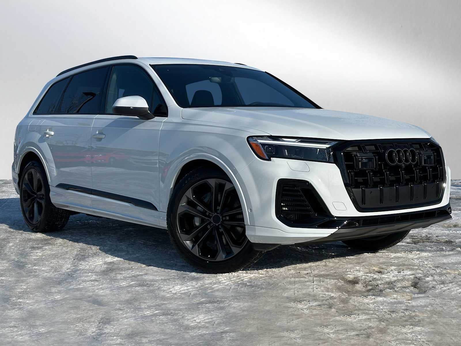 2026 Audi Q7 Base