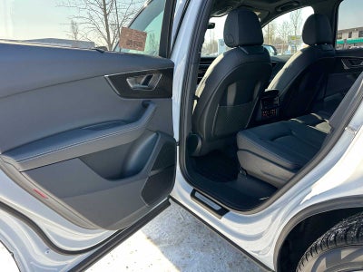 2026 Audi Q7 Base