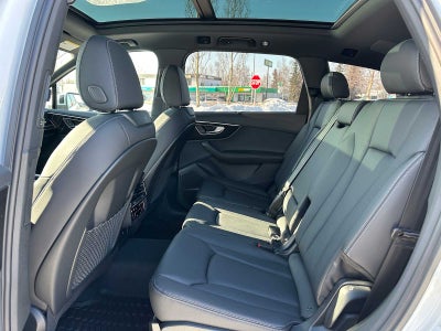 2026 Audi Q7 Base
