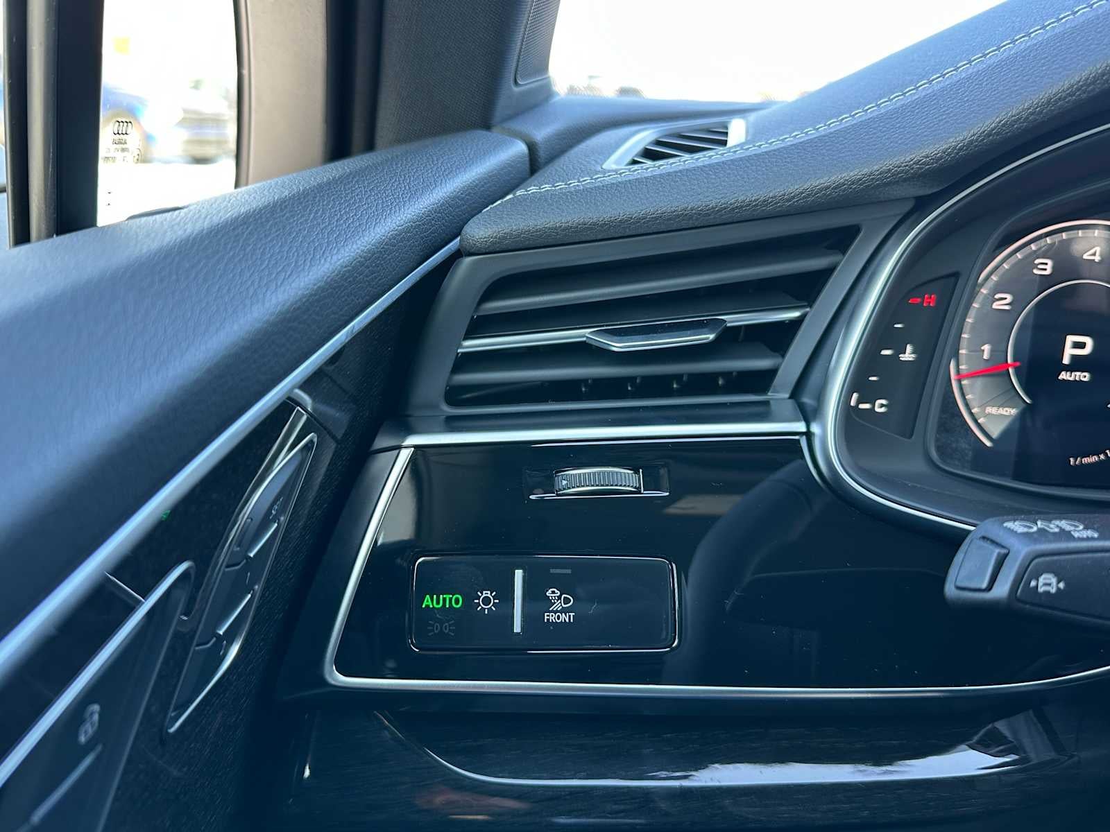 2026 Audi Q7 Base