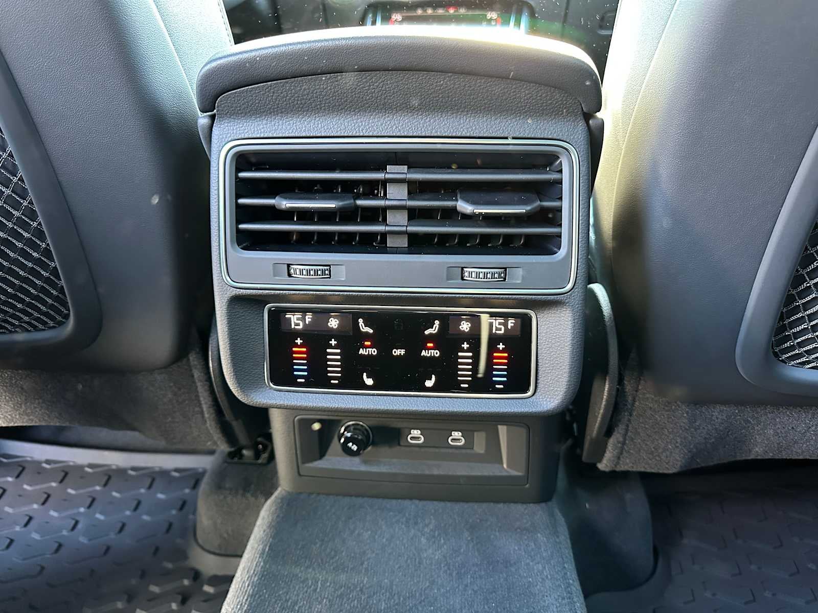 2026 Audi Q7 Base