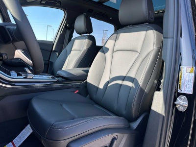 2026 Audi Q7 Base
