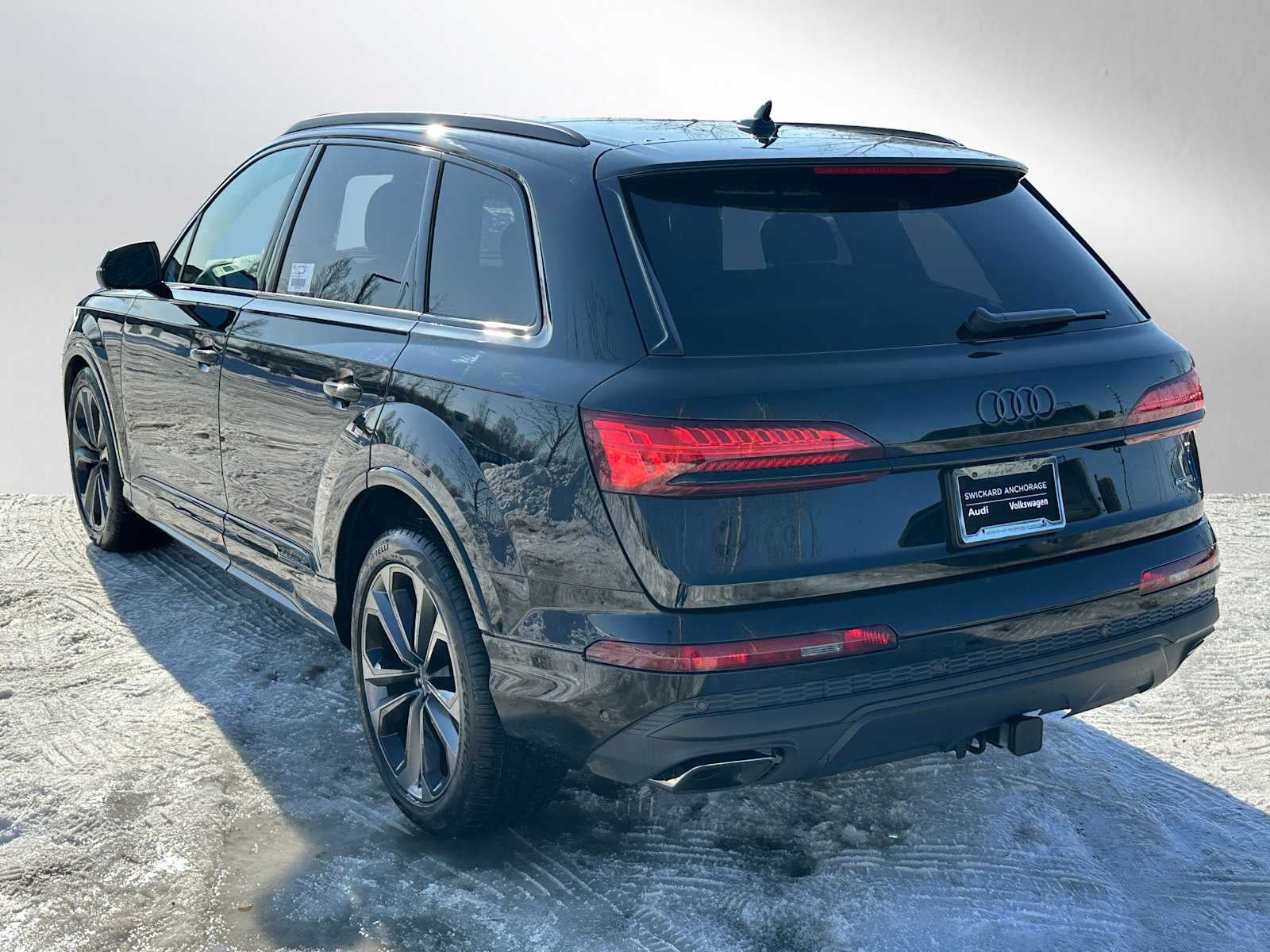 2026 Audi Q7 Base