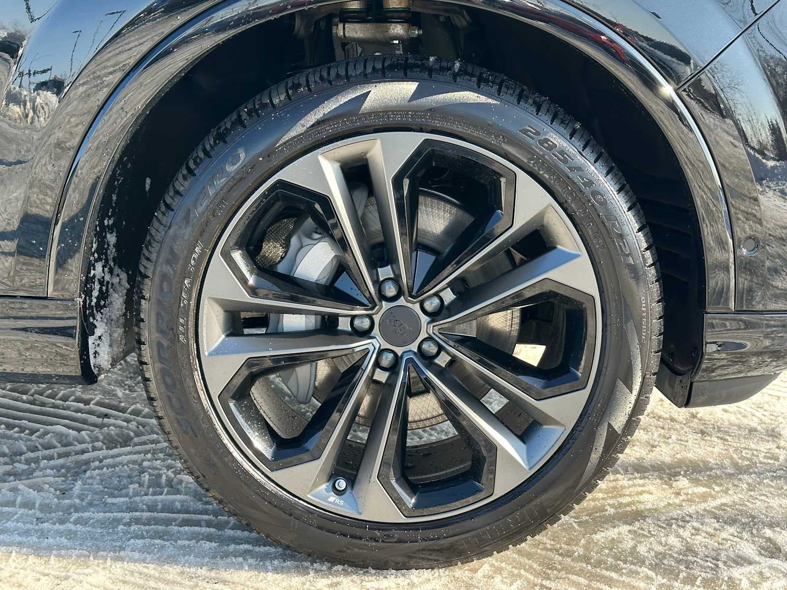 2026 Audi Q7 Base