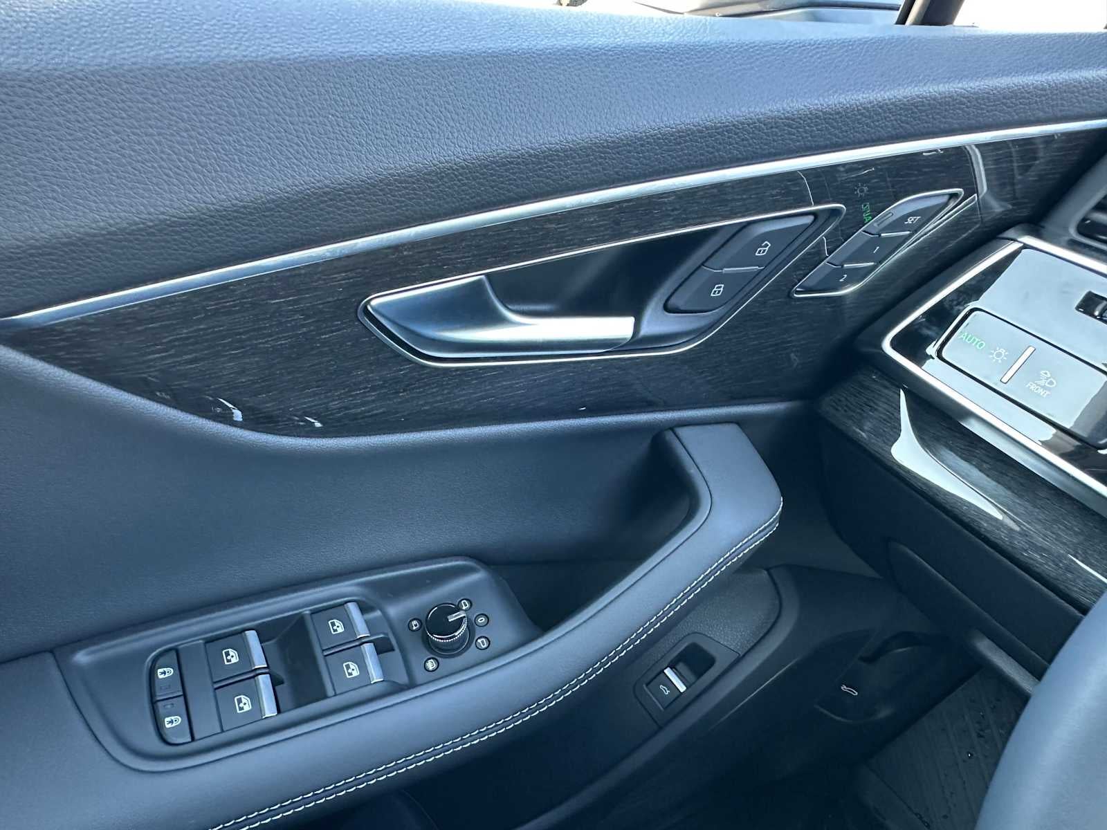 2026 Audi Q7 Base