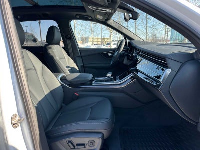 2026 Audi Q7 Base