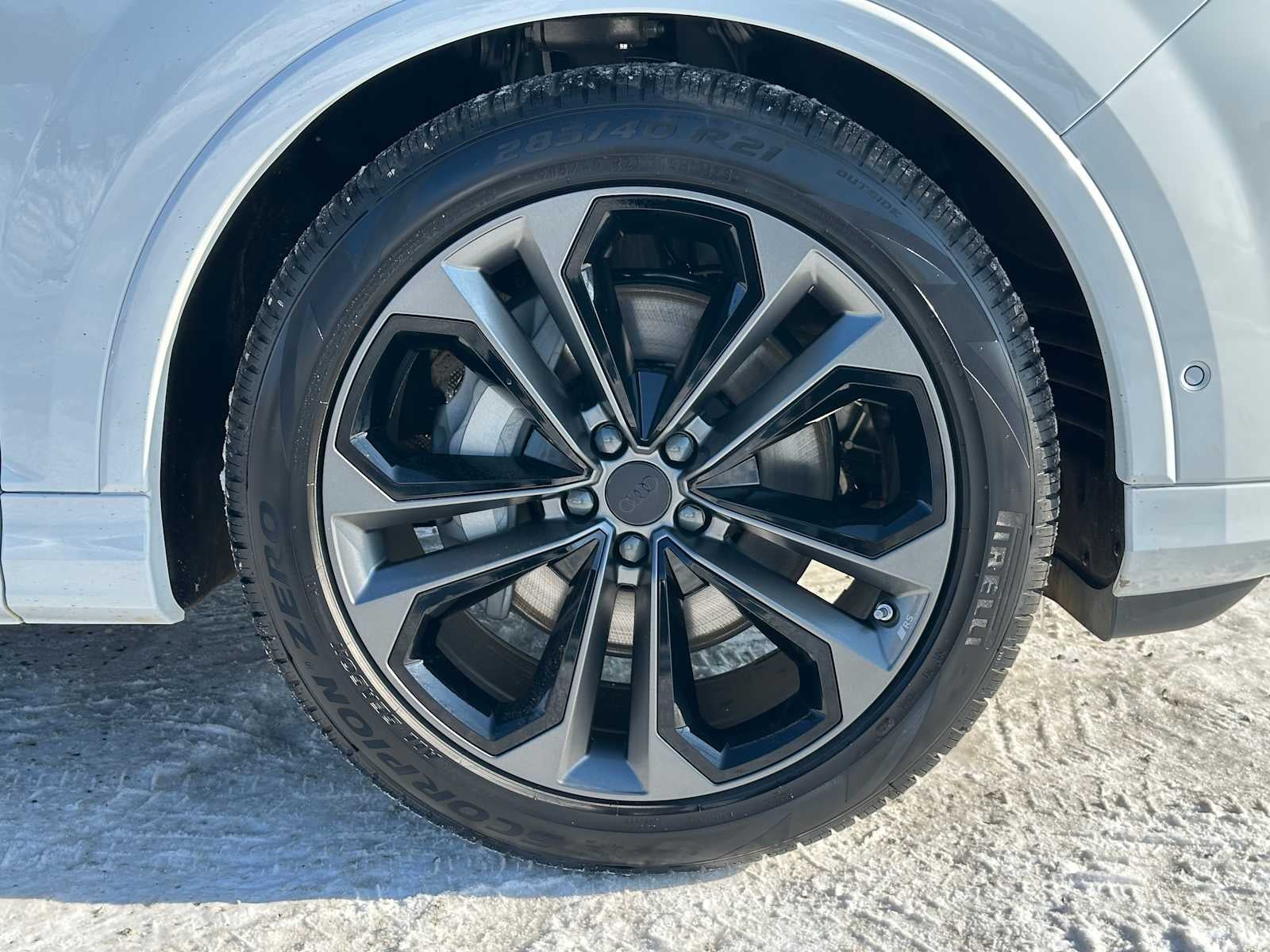 2026 Audi Q7 Base