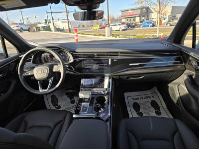 2025 Audi Q7 Base