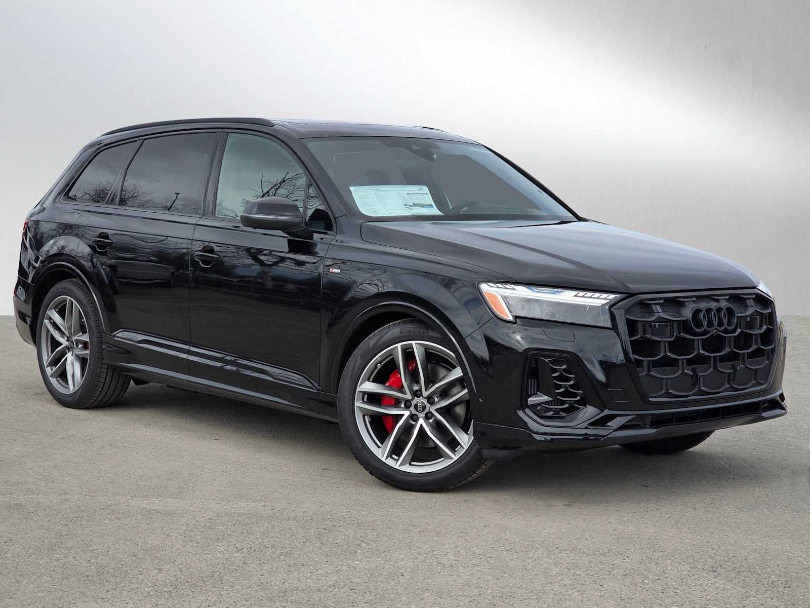 2026 Audi Q7 Base