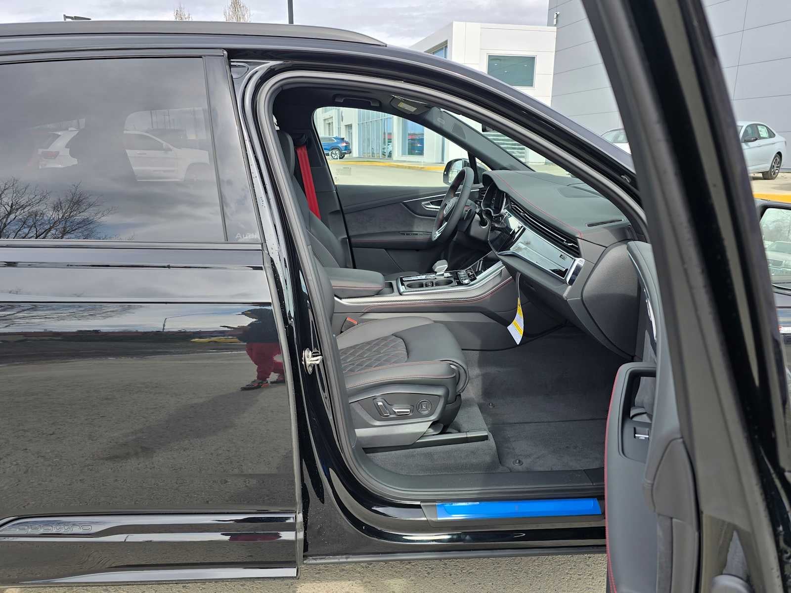 2026 Audi Q7 Base