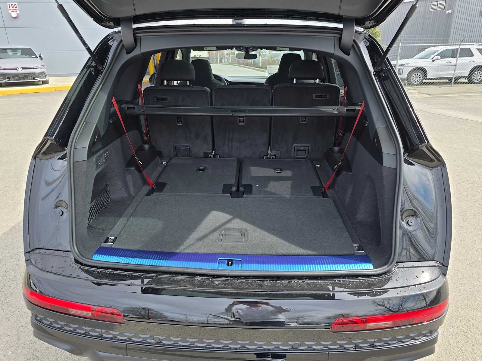 2026 Audi Q7 Base