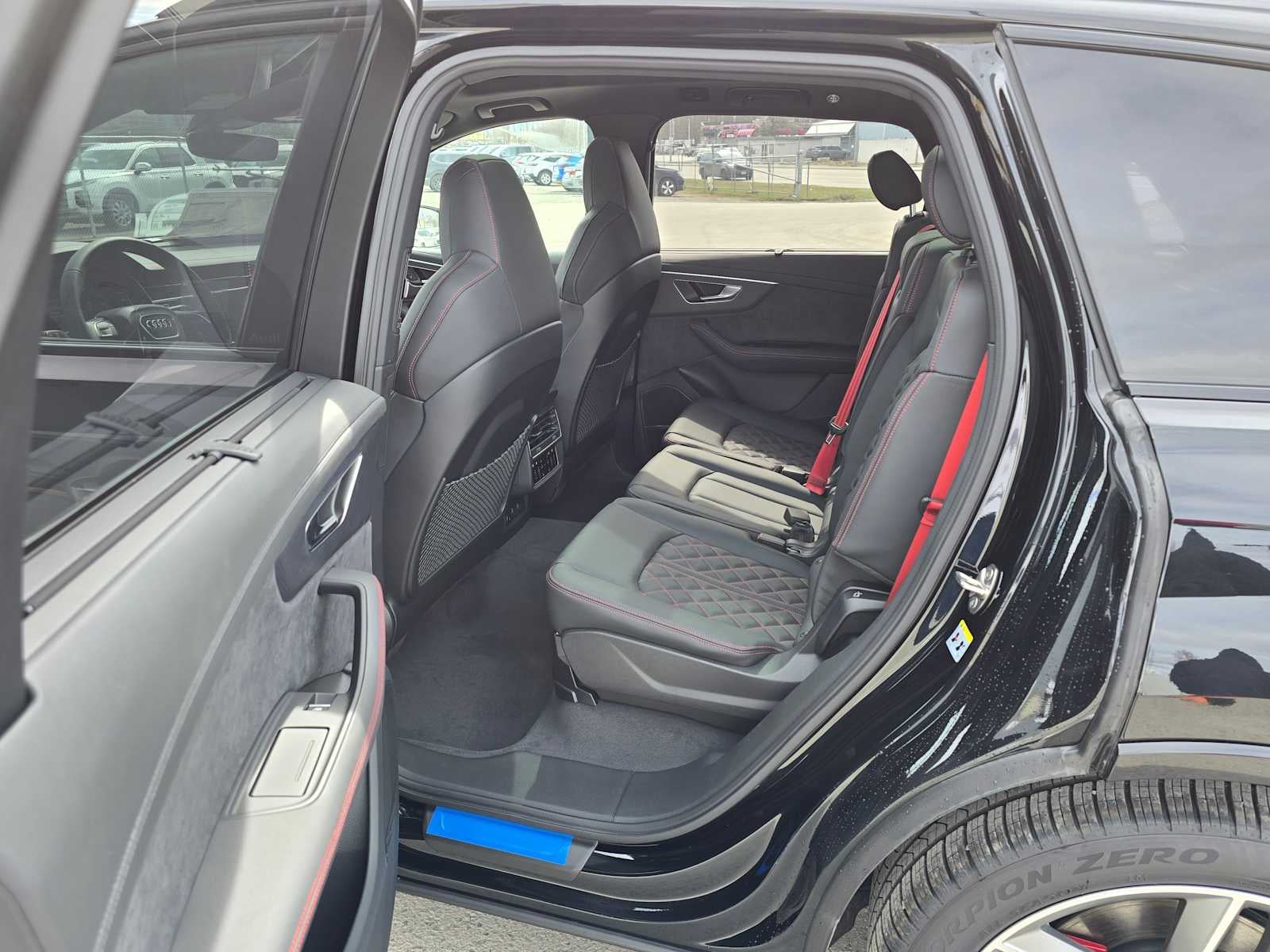 2026 Audi Q7 Base