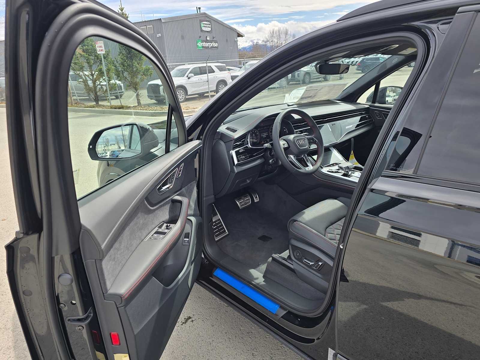 2026 Audi Q7 Base