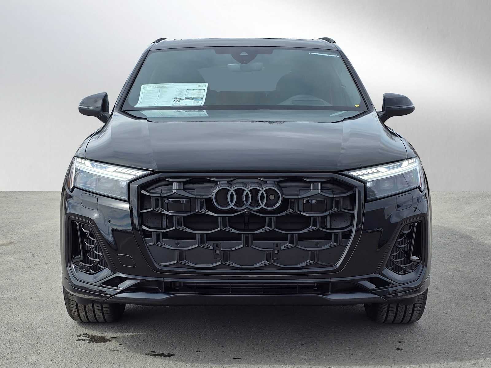 2026 Audi Q7 Base