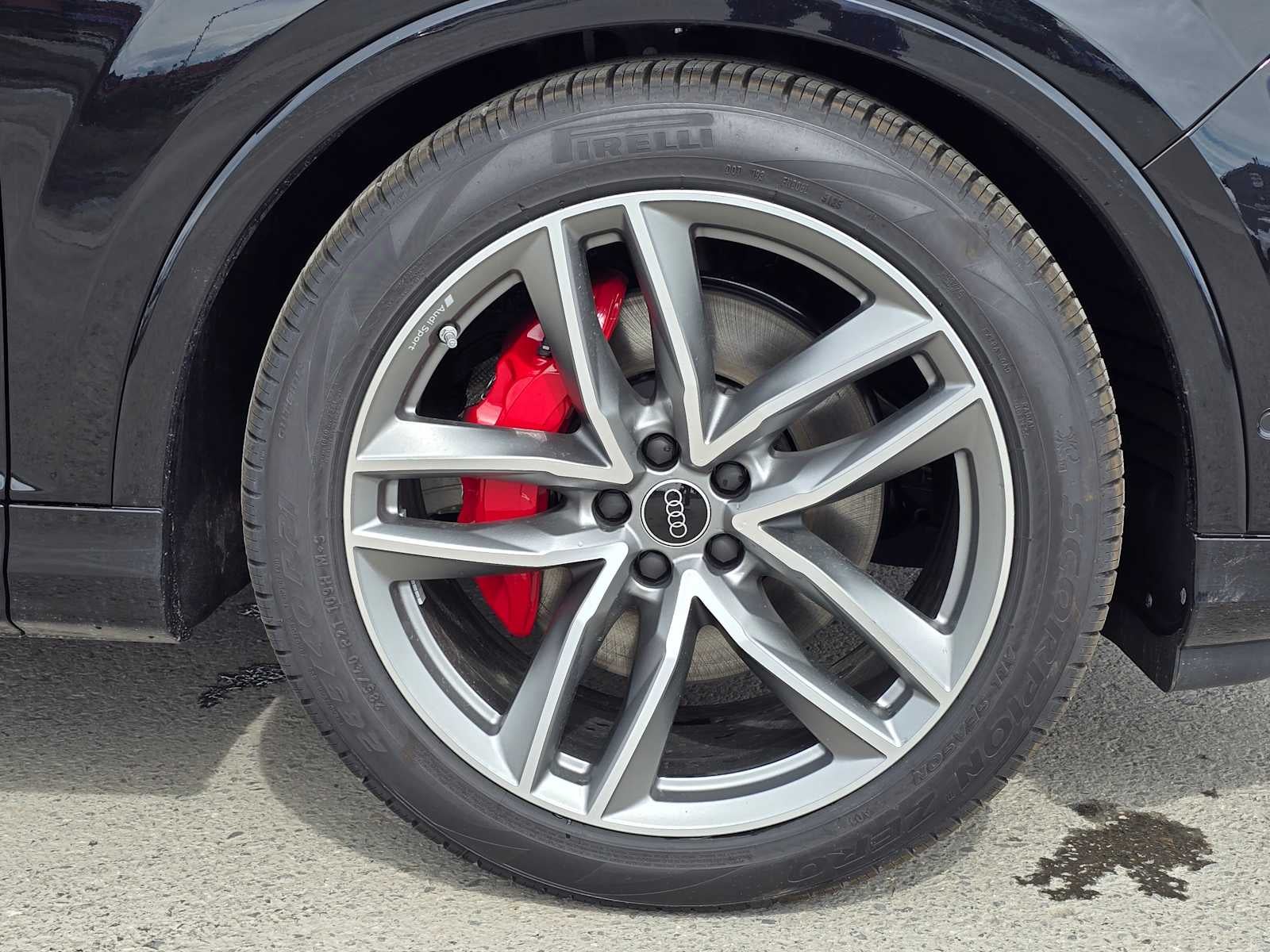 2026 Audi Q7 Base
