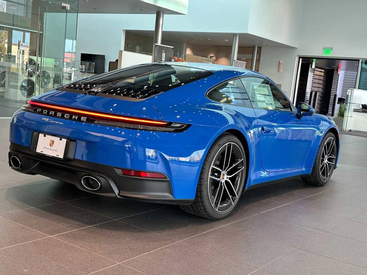 2026 Porsche 911 Carrera