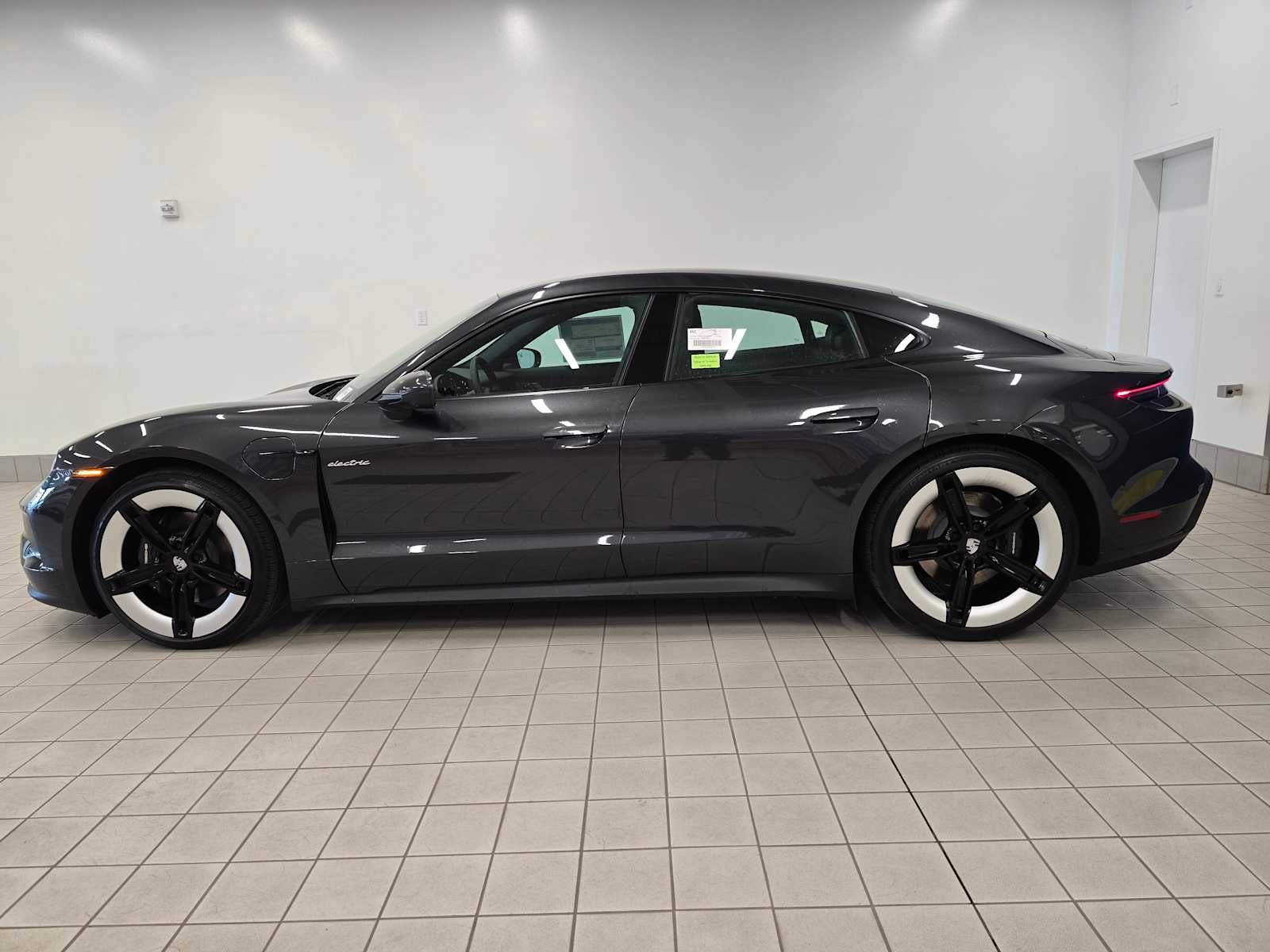 2025 Porsche Taycan Base