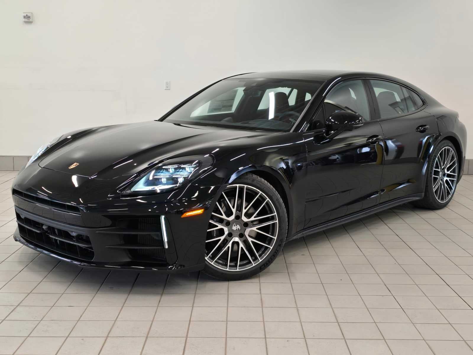 2024 Porsche Panamera Base