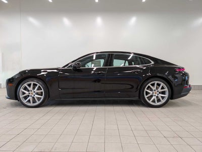 2025 Porsche Panamera 4