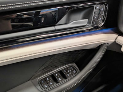 2025 Porsche Panamera 4