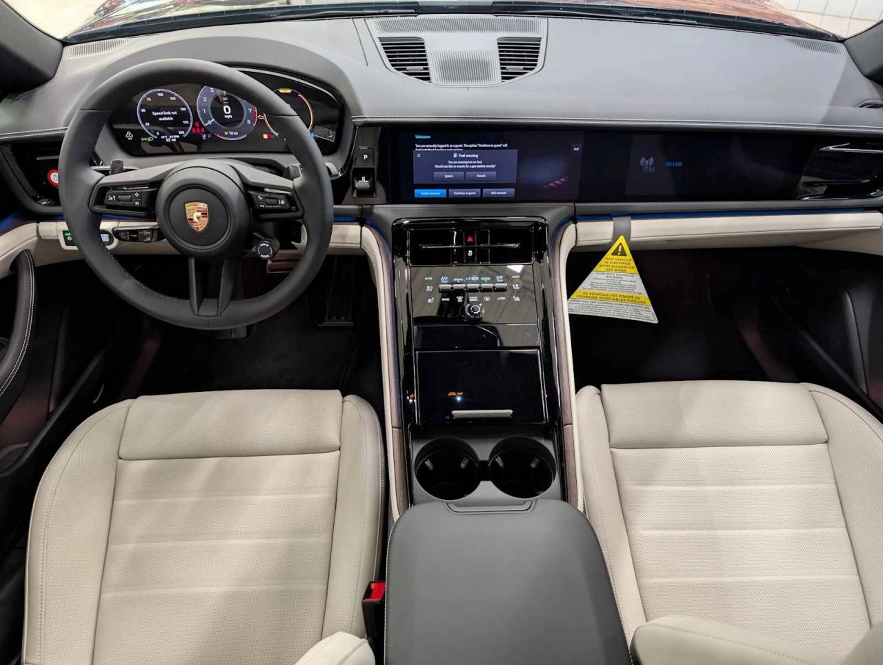 2025 Porsche Panamera 4