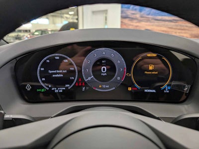 2025 Porsche Panamera 4