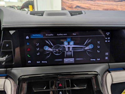 2025 Porsche Panamera 4