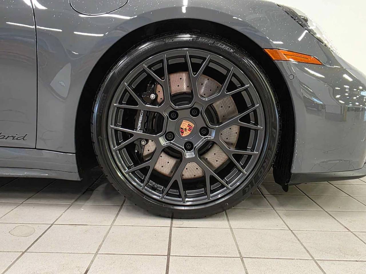 2026 Porsche 911 Carrera 4 GTS