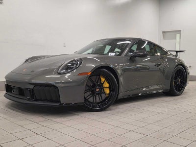 2026 Porsche 911 Carrera 4 GTS