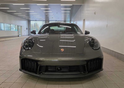 2026 Porsche 911 Carrera 4 GTS