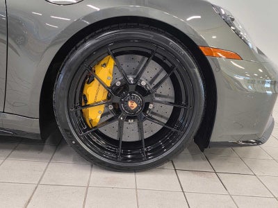 2026 Porsche 911 Carrera 4 GTS